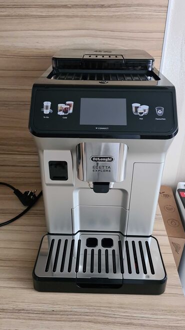Separatorlar: Qəhvə maşını Delonghi, Avtomat, Süd qabı ilə