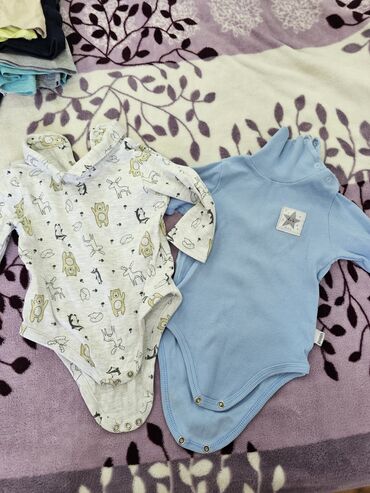 Другие детские вещи: Вещи на мальчика от рождения до 2х лет. за все вещи 5.000 сом + отдам — 25