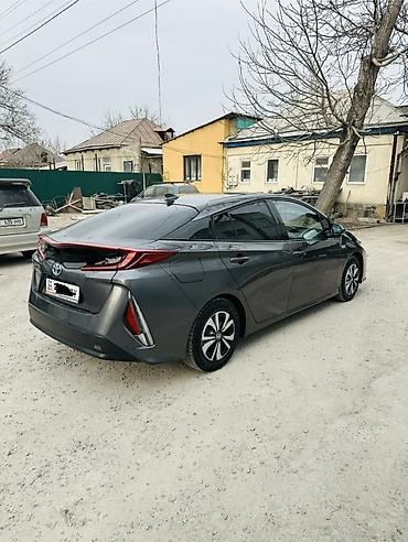 Toyota: Toyota Prius: 2017 г., 1.8 л, Автомат, Гибрид, Хэтчбэк — 4