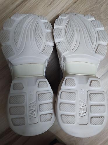 Patike: ZARA ženske patike,nove,nenošeneudobne,moderne,lagane,38 broj,fiksna — 3