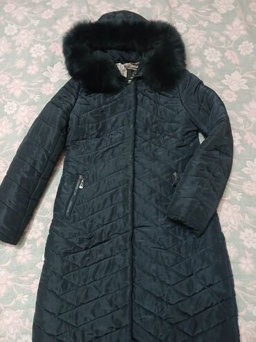 отдам даром кресло: Тёплая удлинённая женская куртка-пальто 46-48 размер состояние новой