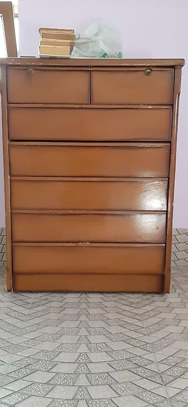 Çarpayılar: Комод старых времен. стол большой для зала со стульями забирать — 1