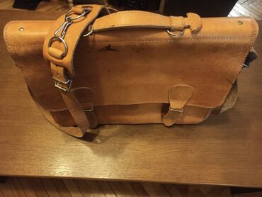 Ostali alati i mašine: Nova kožna torba za alat od debele goveđe kože. Ima tri pregrade (dve — 4