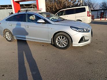 Hyundai: Hyundai Sonata: 2019 г., Бензин, Седан — 1