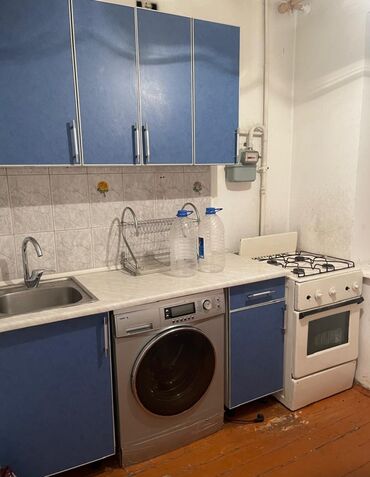 сдаю квартира в токмоке: 1 комната, 34 м², Индивидуалка, 4 этаж, Старый ремонт