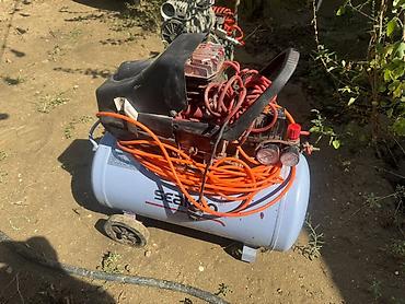 rengleme ucun sekiller: Seakoo BM9033 hava kompressoru - Güc: 2.5 HP - Gərginlik/Frekans — 2