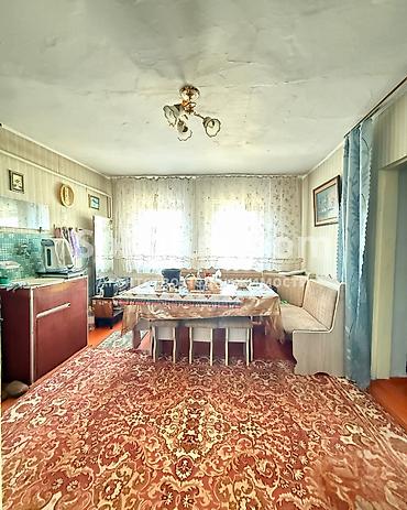 Продажа коттеджей и домов: 🔥СРОЧНО! 🏠Продаётся дом в с. Сокулук 🟡Комнаты: 4 🟡Участок: 6 соток — 9