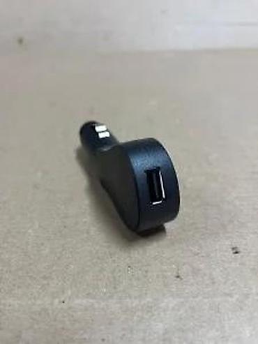 Ostali aksesoari za mobilne telefone: Auto USB punjač za upaljač (12/24 V) - Kompaktan adapter za napajanje — 8