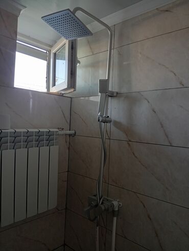 чолпон ата снять квартиру на длительный срок: 2 бөлмө, Менчик ээси, Чогуу жашоосу жок, Жарым -жартылай эмереги бар