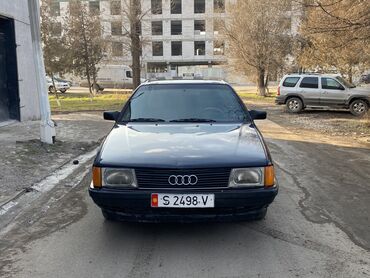 Комплекты офисной мебели: Audi S3: 1986 г., 1.8 л, Механика, Бензин, Седан