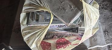 cd changer: DVD-плеер с пультом и проводами + подборка дисков - Компактный — 3
