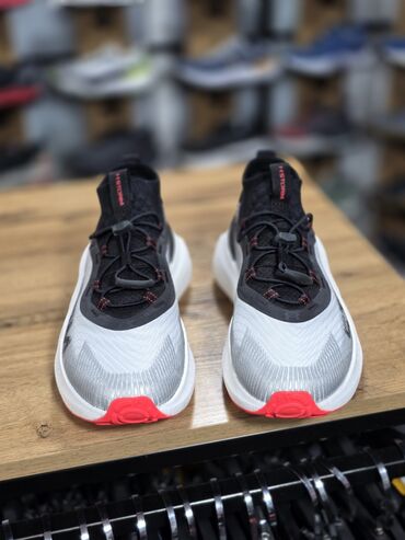 Кроссовки и спортивная обувь: Мужские кроссовки, 41, Under Armour, Новый, цвет - Серый — 6