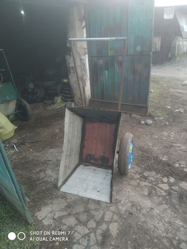 Садово-строительные тачки и тележки: Садово-строительная тачка и тележка, Двухколесная, Б/у — 10