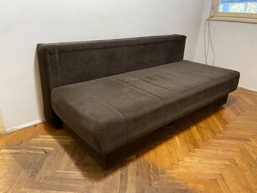 sofa krevet za spavanje: Krevet na rasklapanje 200 x 150 cm - kada se rasklopi mogu dve osobe