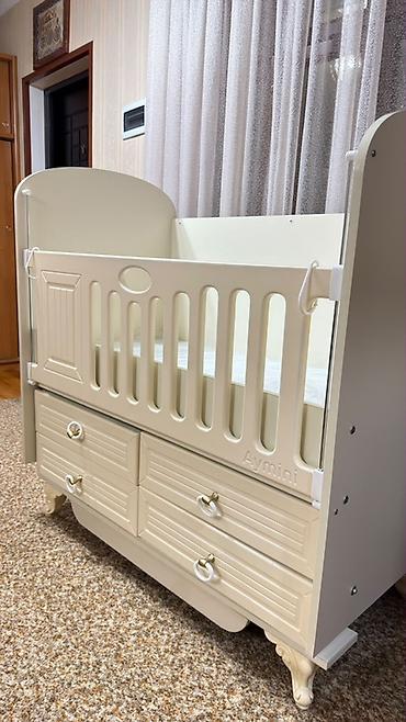 Aymini beşik-komod - Rəng: krem/bej - Material: MDF/Laminat