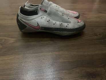 işlənmiş idman alətləri: Nike phantom 39-40 130 azn e alinib 60 azn e satiram real musteriye