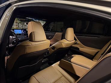Lexus: Lexus ES: 2019 г., 2.5 л, Вариатор, Гибрид, Седан — 10