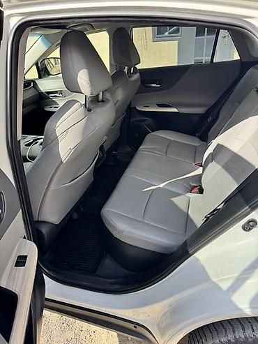 ravon gentra: Toyota Venza: 2021 г., 2.5 л, Гибрид, Кроссовер — 8