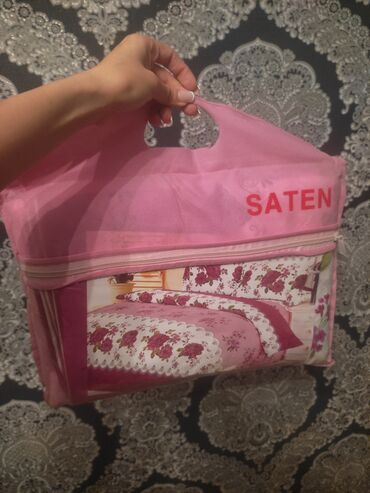 karaca endirimler: Yataq üçün Pastəl dest bir kravadat üçün 20 azn