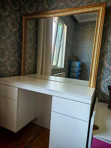 parket topdan satis: Ağ rəngli makiya salon güzgüsü satilir.1 ay iwlenib.teze qalib — 1