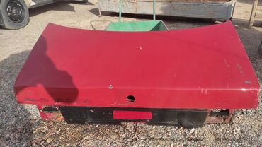 для кузовного ремонта: Крышка багажника Audi Б/у, цвет - Красный,Оригинал