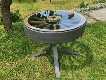 mrezica za bebe: Table for garden, color - Black, Used