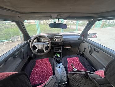 grand cherokee мост: Volkswagen Jetta: 1989 г., Механика, Седан — 2