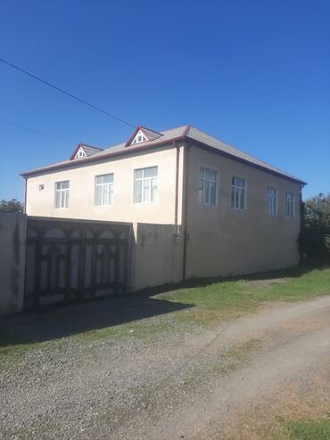 lökbatan heyet evi: Zaqatala, 144 kv. m, 4 otaqlı, Hovuzlu, Qaz, İşıq, İnternet