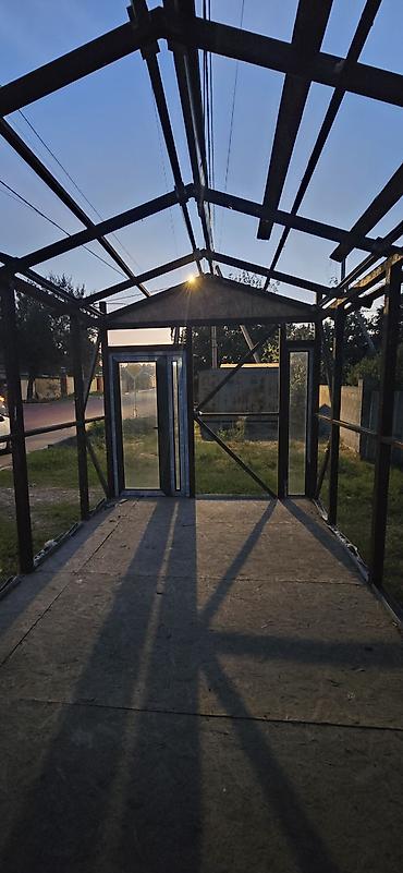 expert park: Металлоконструкция 3х6. Двери окна профиль алюминиевый. Есть OSB — 3
