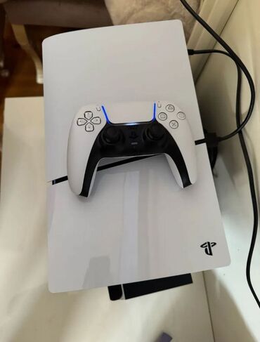 Masaüstü kompüterlər və iş stansiyaları: PlayStation5 slim heç bir problemi yoxdu ideal vəziyyətdədir 1 tb