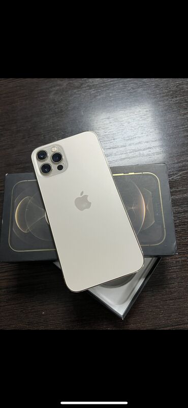 Apple iPhone: IPhone 12 Pro, Б/у, 256 ГБ, Золотой, Защитное стекло, Чехол, 85 %