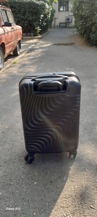 Çamadanlar: Əl yükü standartlarına cavab verən eyni zaman baqaj kimidə daşına — 4