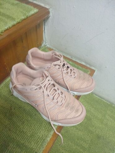 puma zute patike: Nike, 39, color - Pink