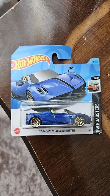 Uşaq dünyası: Hotwheels modelləri.İkisi birlikdə 15 manat — 1