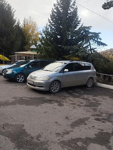 Toyota: Toyota Ipsum: 2004 г., Автомат, Бензин, Универсал — 9
