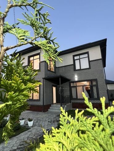 частные дома иссык куль: Дом, 200 м², 6 комнат, Собственник, Дизайнерский ремонт