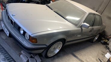 бнв машина: BMW 7 series: 1987 г., 3.5 л, Механика, Бензин, Седан