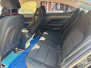 Продажа авто: Hyundai Elantra: 2018 г., 2 л, Автомат, Бензин, Седан — 8