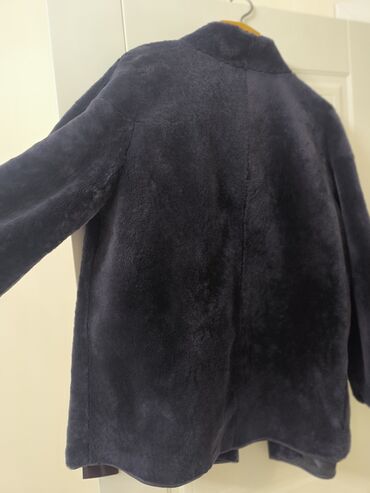 Шубы: Шуба из натуральной овчины (мутон), цвет баклажан Особенности: - — 6