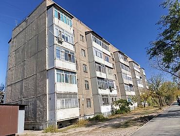 чуйск: 3 комнаты, 61 м², Аламединский рынок / базар 105 серия, 5 этаж, Старый ремонт — 7