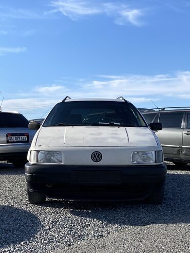 volkswagen passat 1993: Volkswagen Passat: 1993 г., 2 л, Механика, Бензин, Универсал