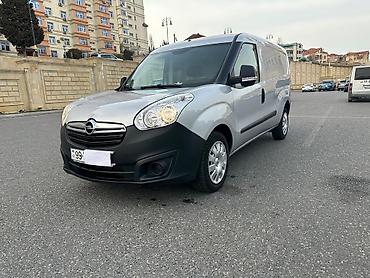 elantra 2015: Opel Combo: 1.3 l | 2015 il 176000 km Van body type — 4