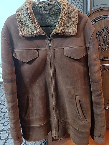 2xl neçə razmerdi: Kişi üçün qəhvəyi rəngli təbii dərini xatırladan şerpa/çatmalı kürk — 3