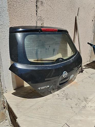 Ehtiyat hissələri: Məhsul: Nissan Tiida arxa baqaj qapağı (heçbek) Təsvir: - Orijinal — 2