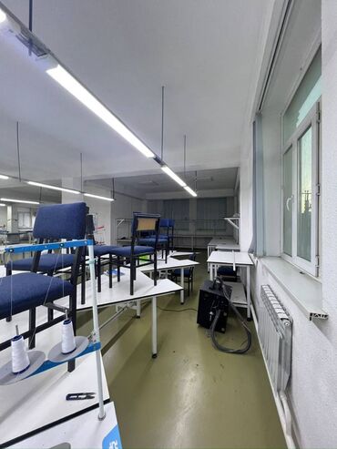 кабинет для салона: 🏢 Сдается в аренду коммерческое помещение 📍 Район: Мадина базар (по