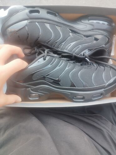 мужская сапоги: AIR MAX TN black