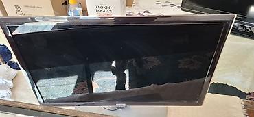 tv oglas: GRUNDIG i SAMSUNG LCD televizori – 32 inča - Dijagonala: 32" (80 cm) — 2