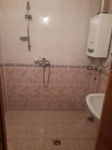 Köhnə tikili: Bakı, 5 otaqlı, Köhnə tikili, 110 kv. m -da lalafo.az — 11 Köhnə tikili: Bakı, 5 otaqlı, Köhnə tikili, 110 kv. m — 11