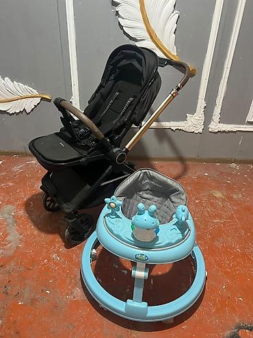 Детский мир: Прогулочная коляска Joie (черная) + детские ходунки Babywalker — 2