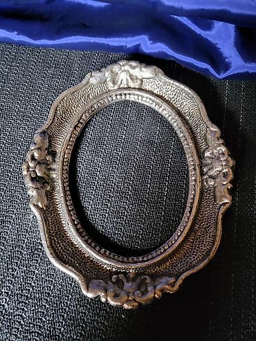 Slike i ramovi: Metalni stari ram bez ostecenja. Stari ram metalni bez — 10